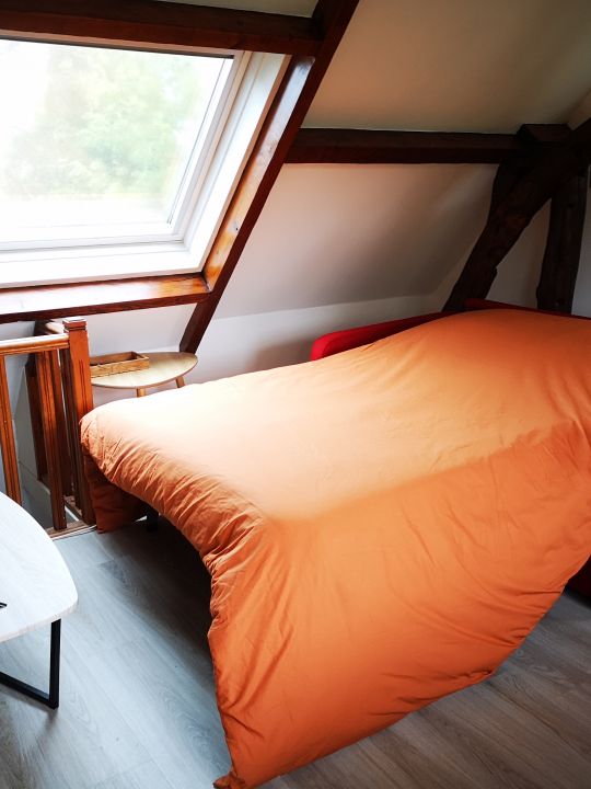 canapé présenté en lit 1 personne canapé présenté en lit 1 personne