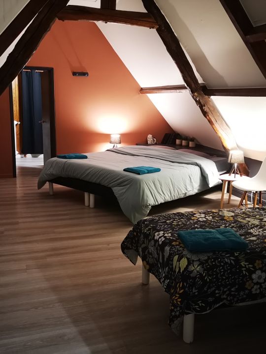 Chambre le Coquelicot : 3 couchages Chambre le Coquelicot : 3 couchages